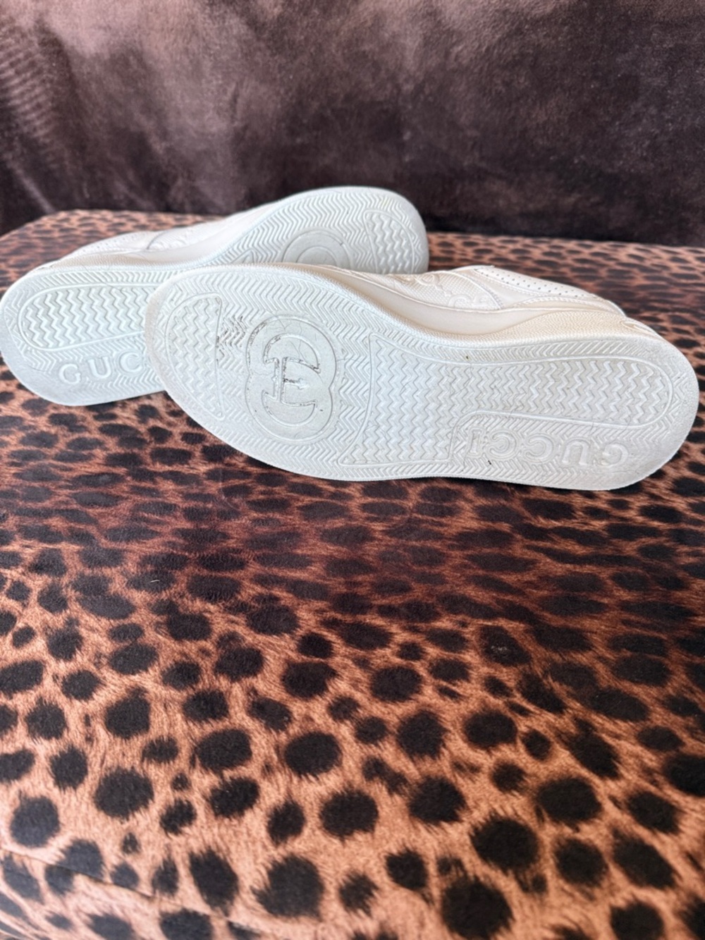 Gucci Cream/Gold Platform Leather Sneakers - Picture 4 of 4
